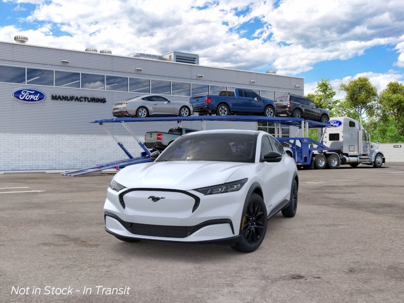New 2026 Star White Metallic Tri-coat Ford Select image 3