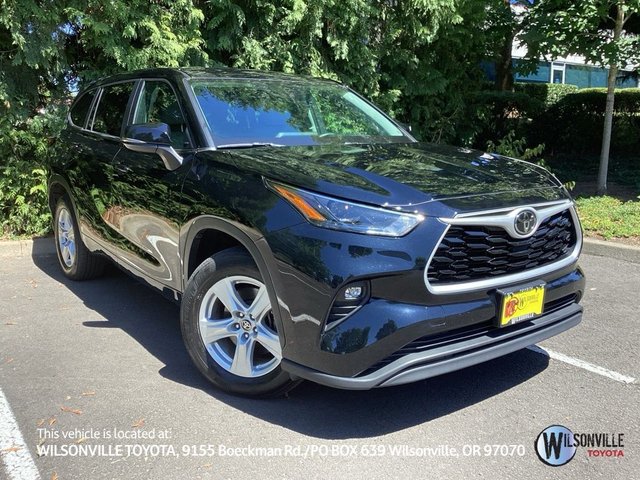 2023 Toyota Highlander LE