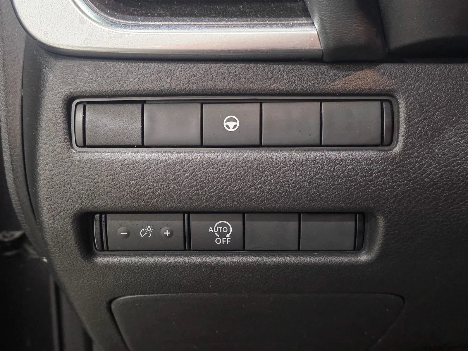 Used 2023 Gray Nissan SV image 25