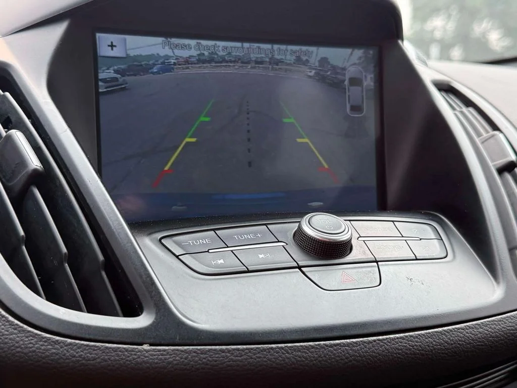 Used 2019 Blue Ford SEL image 21