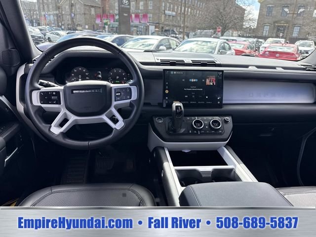 2025 Land Rover Defender S - Photo 13