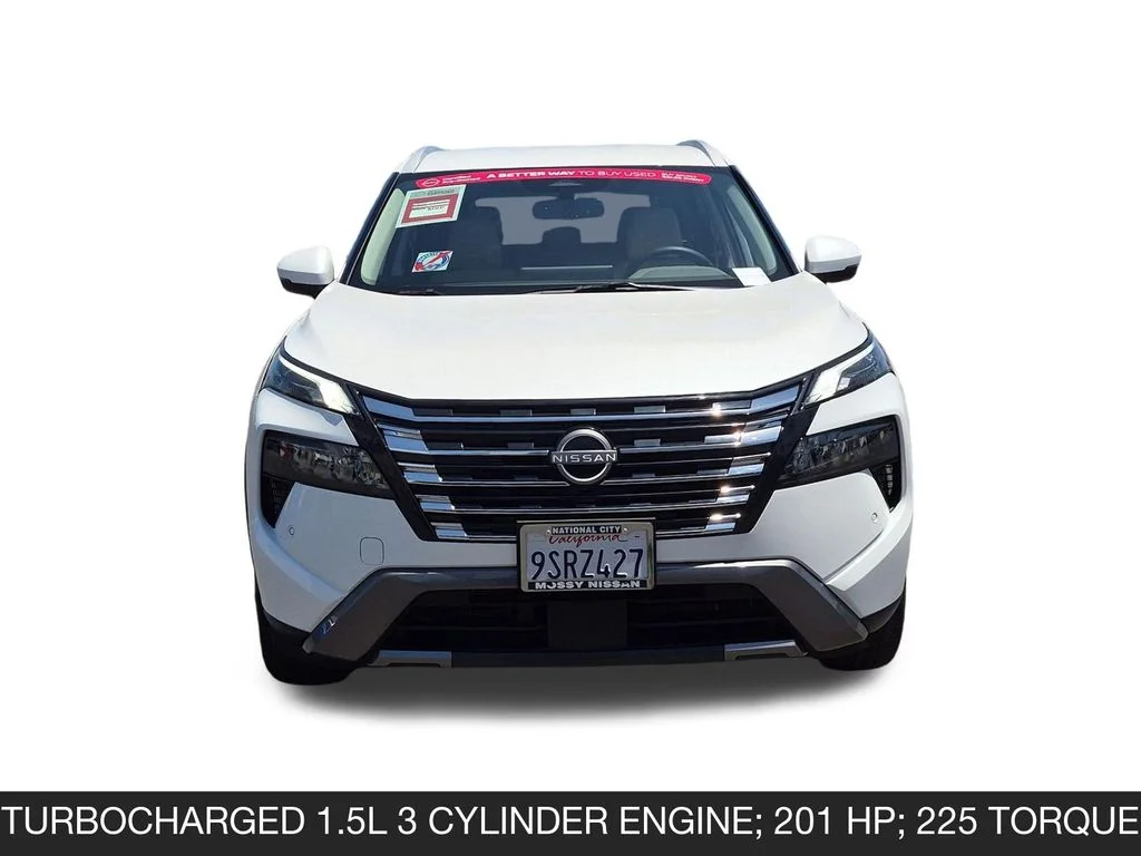 Used 2025 White Nissan SL image 4
