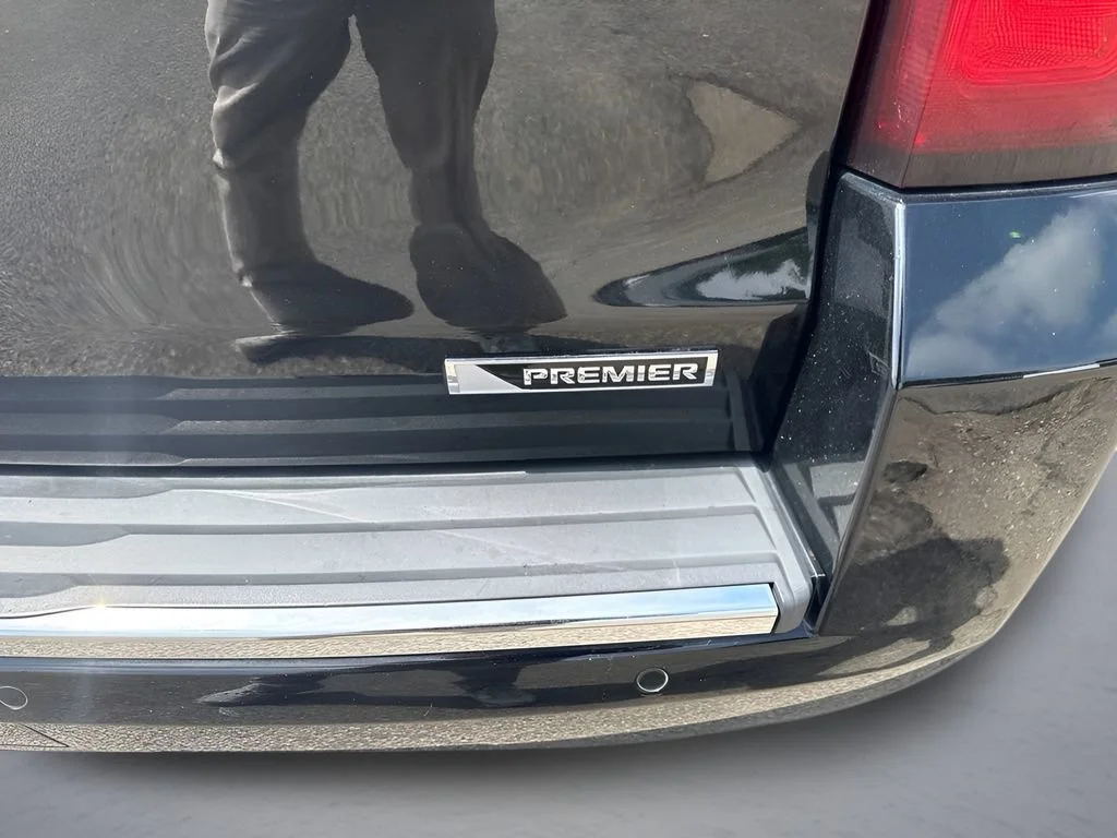 Used 2018 BLACK Chevrolet Premier image 40