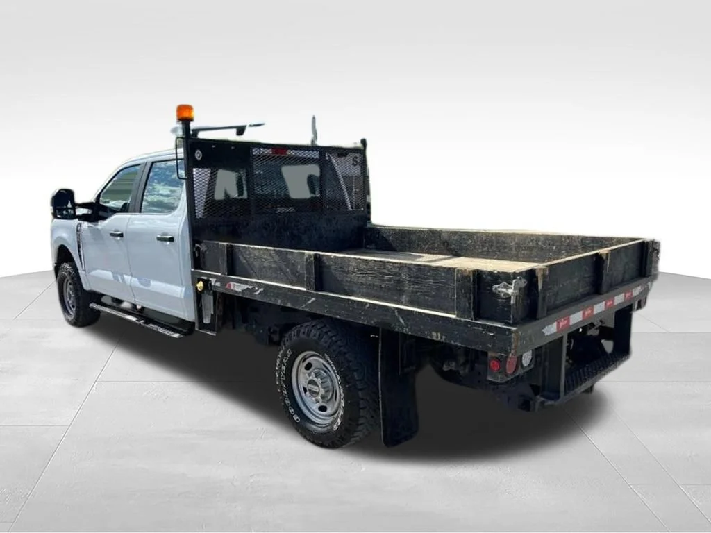 Used 2024 White Ford XL image 7