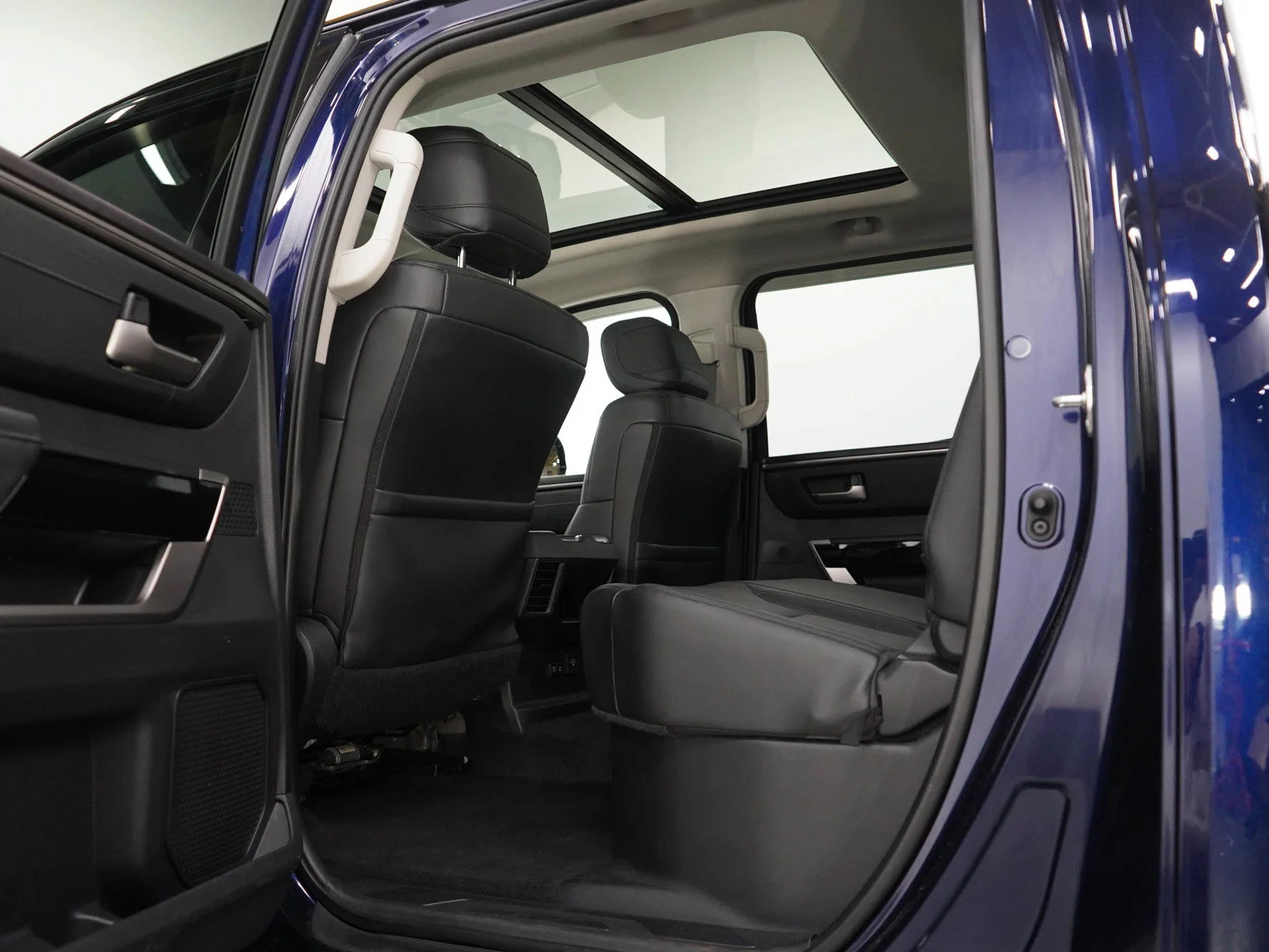 Used 2022 Blueprint Toyota Limited image 19
