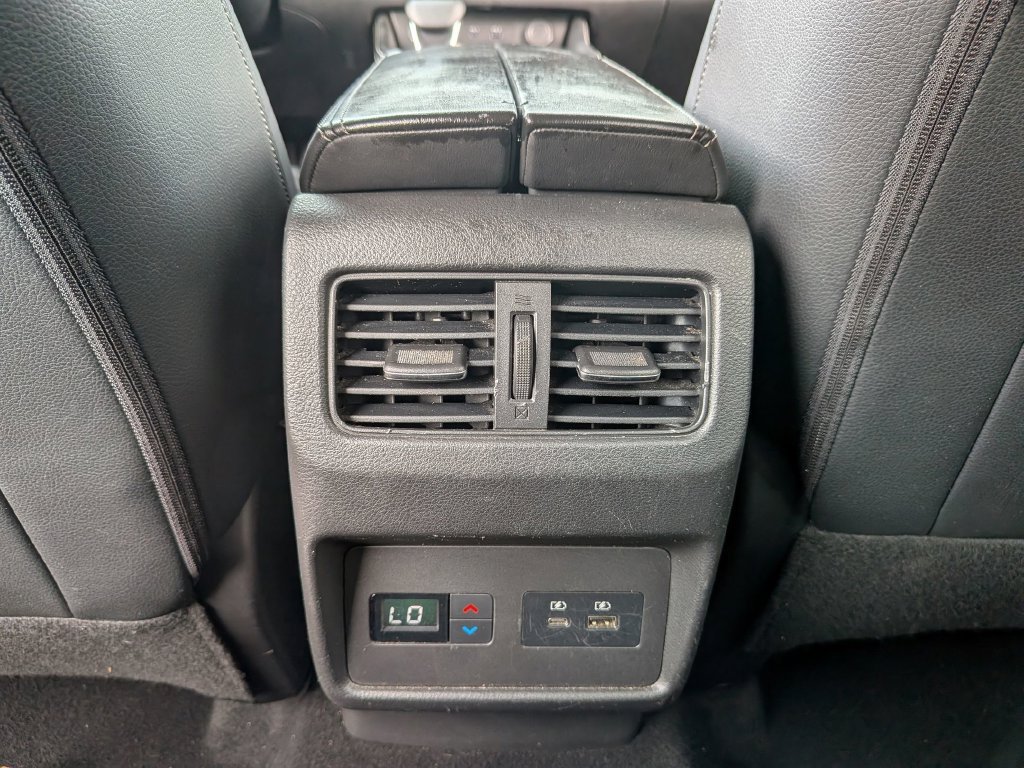 Used 2021 Orange Nissan SL image 37