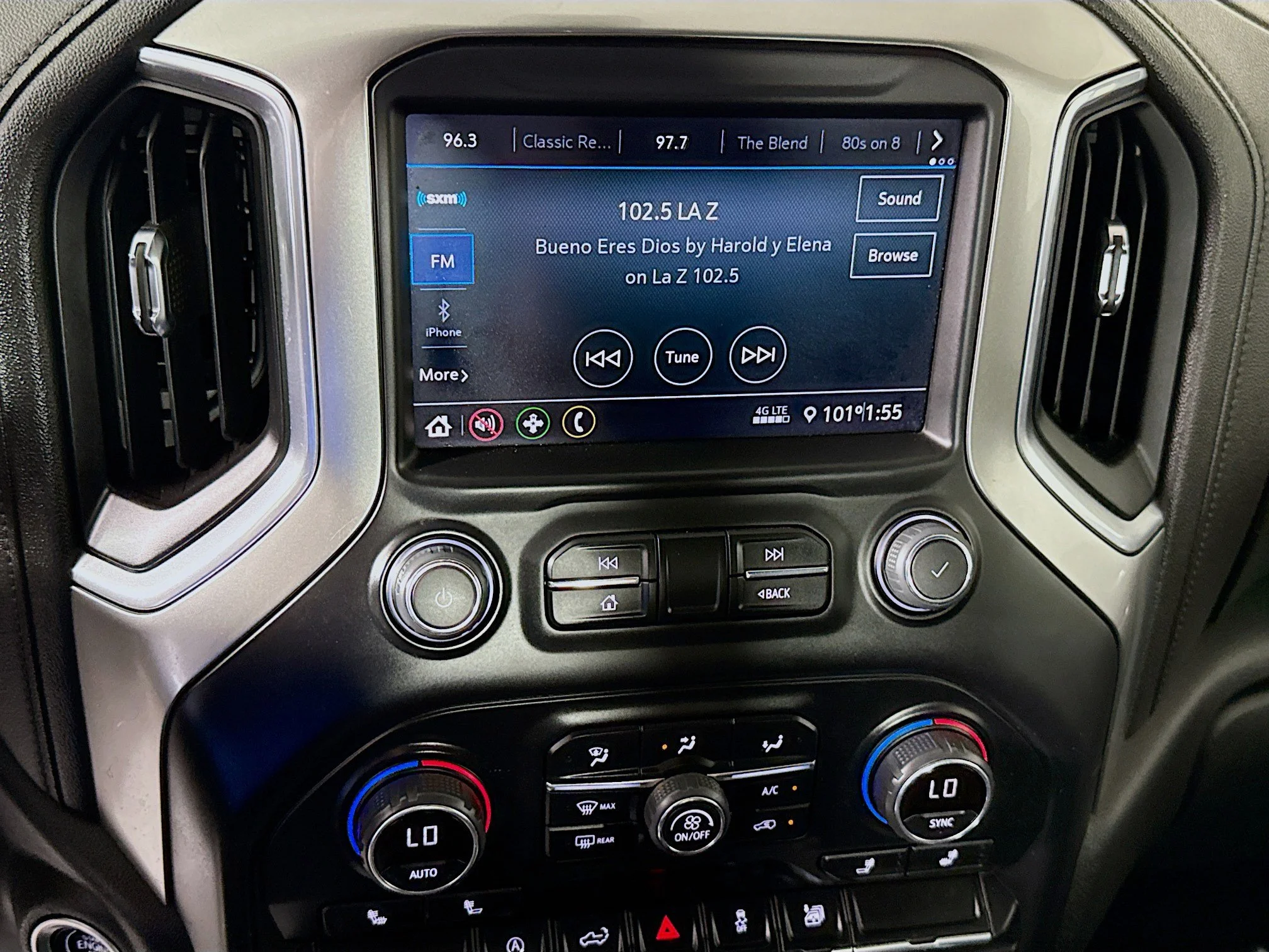 Used 2022 Northsky Blue Metallic Chevrolet RST image 14