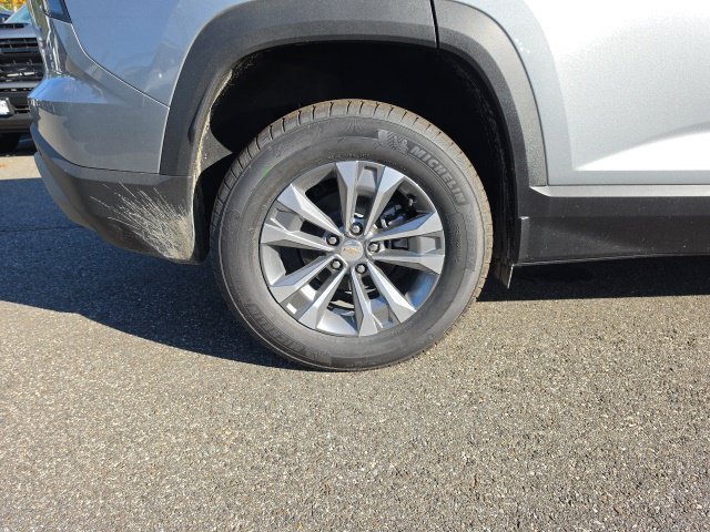 2027 Chevrolet Equinox LT - Photo 23
