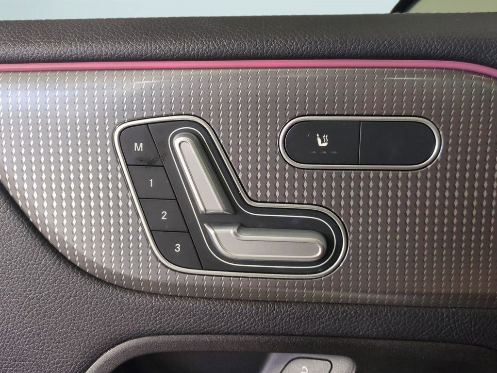 2022 Mercedes-Benz GLB Base - Photo 23