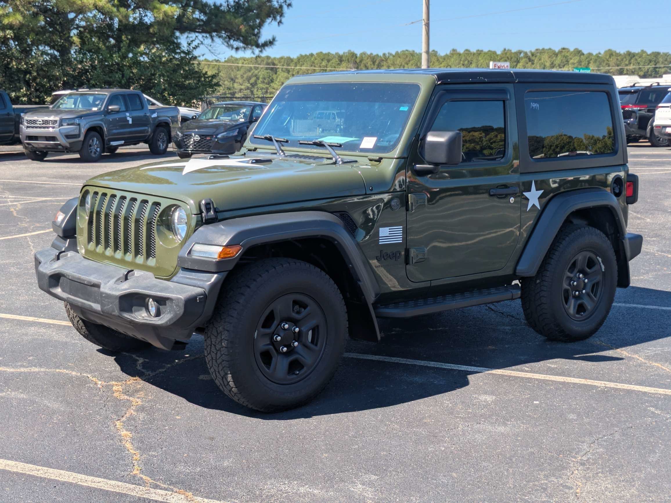 Used 2023 Green Jeep Sport image 8