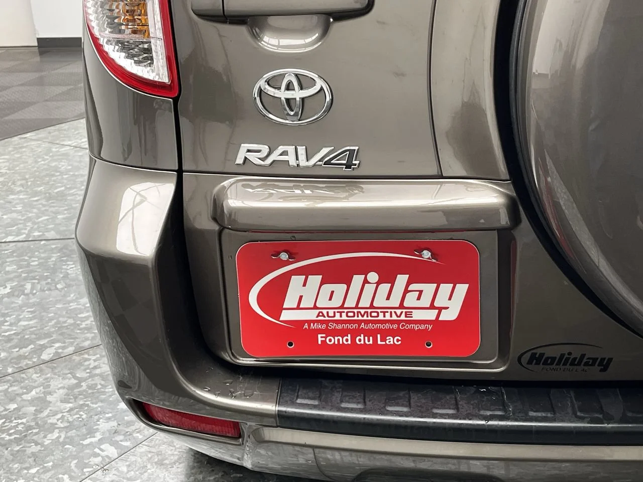 Used 2012  Toyota  image 25