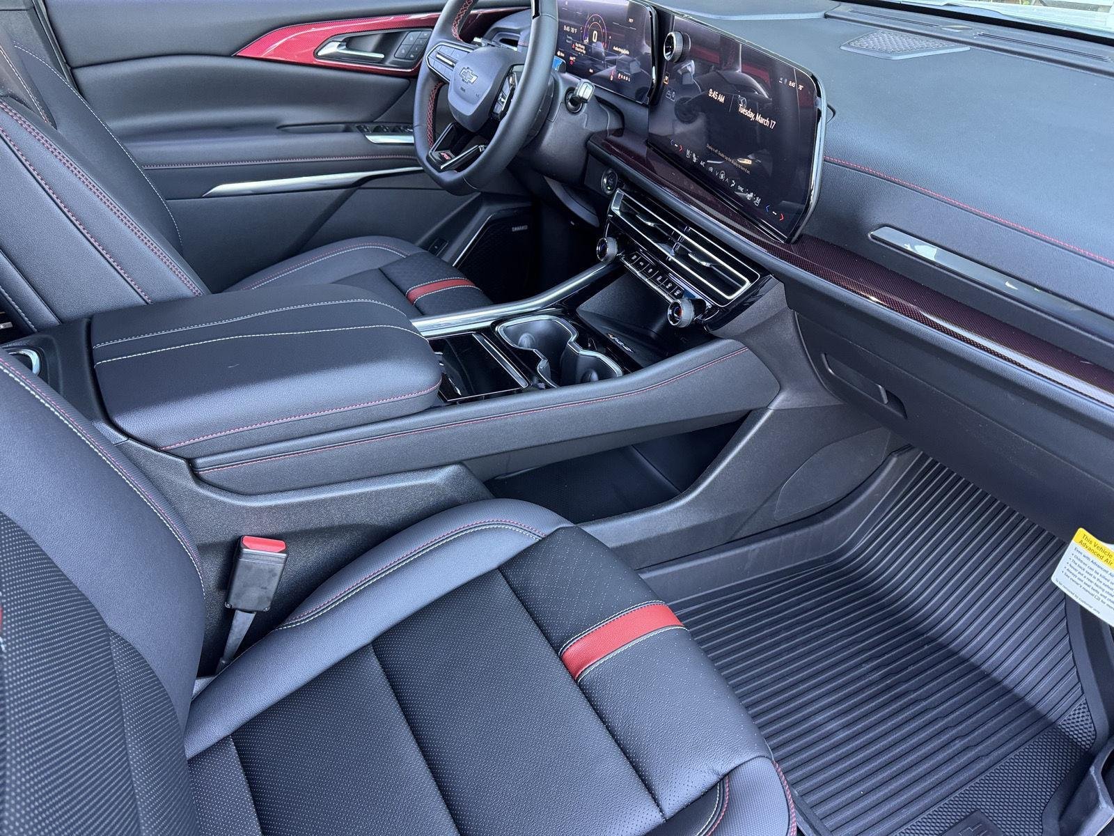 New 2026 Polar White Tricoat Chevrolet RS image 22