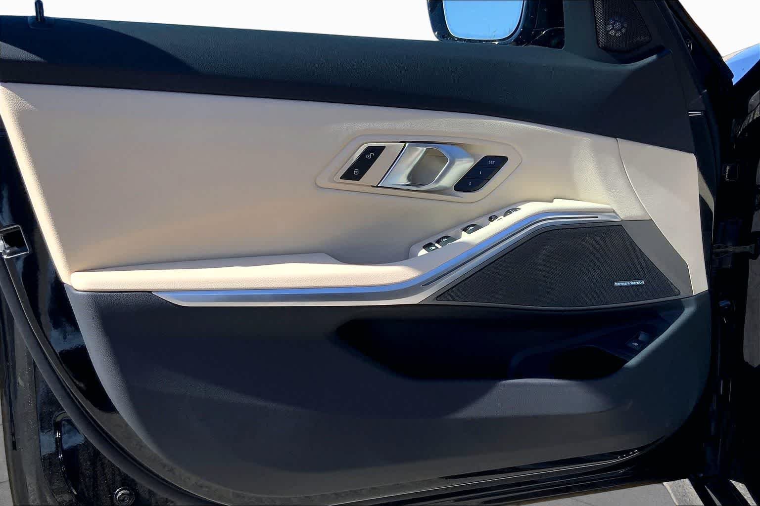 New 2026 Black Sapphire Metallic BMW 330i xDrive image 10