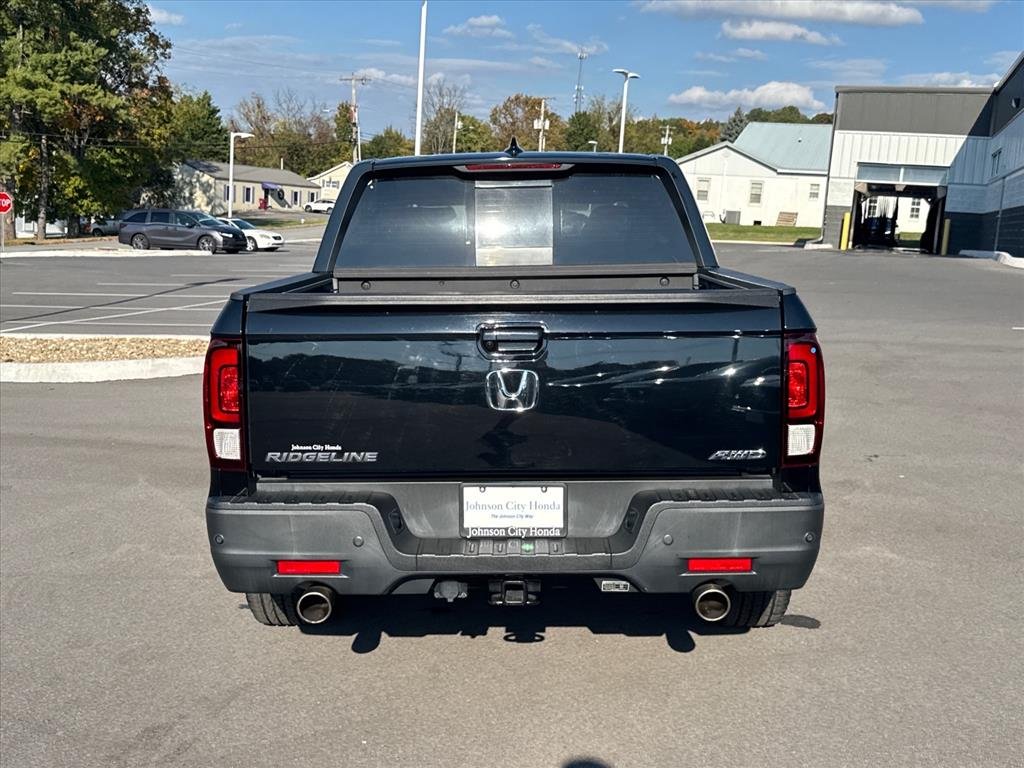 Used 2023 Crystal Black Pearl Honda Black Edition image 5