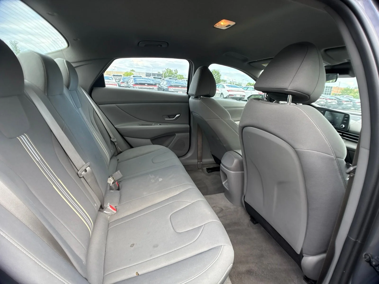 Used 2025 Gray Hyundai SEL Sport image 29