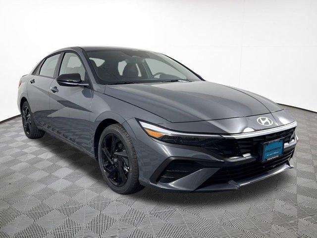 New 2026 Gray Hyundai SEL Sport image 4
