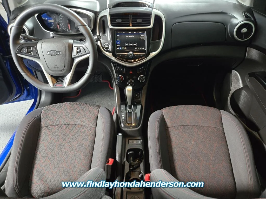 Used 2020 Blue Metallic Chevrolet LT image 16