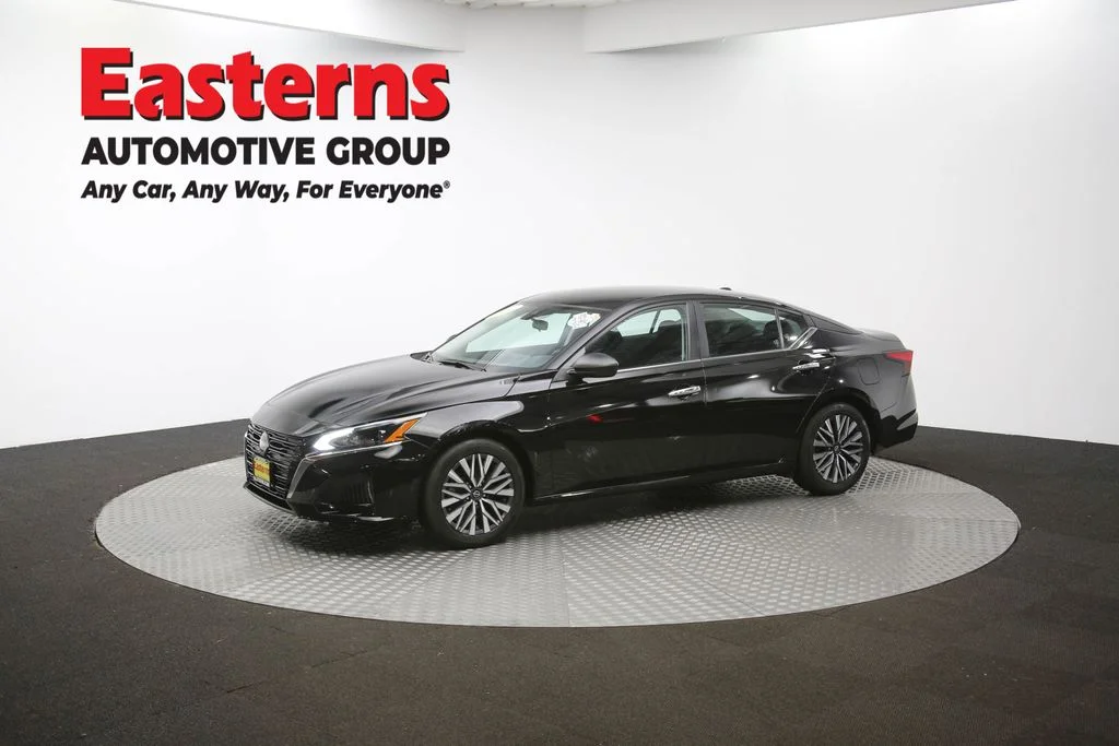Used 2024 Black Nissan 2.5 SV image 55