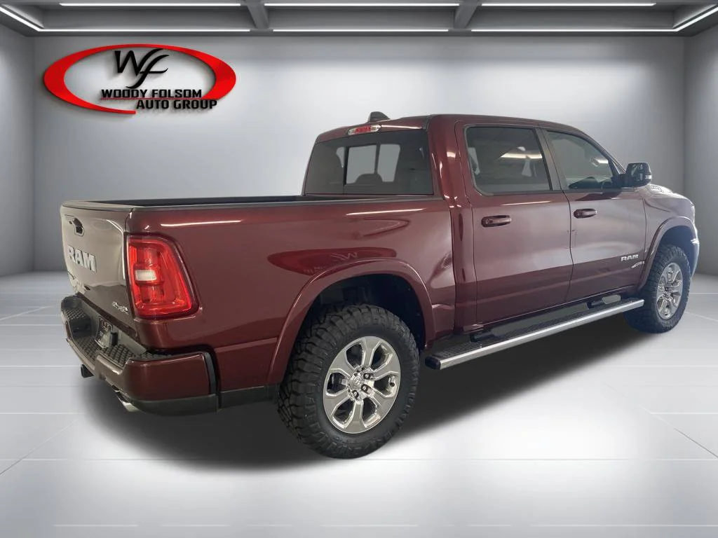 New 2026 Delmonico Red Pearl-Coat Exterior Paint RAM Big Horn/Lone Star image 7
