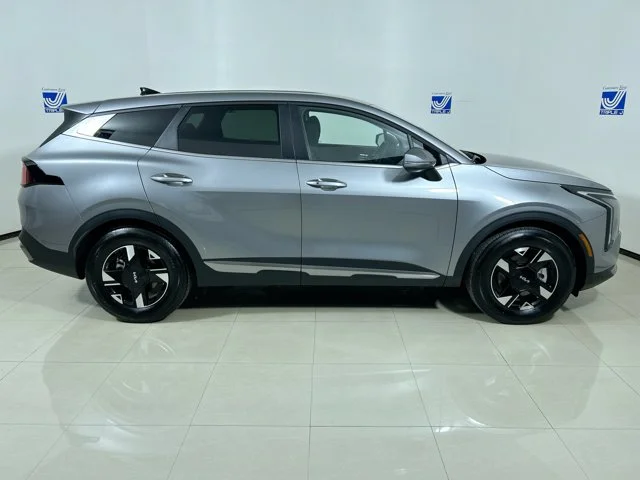 New 2026 STEEL GREY Kia LX image 6