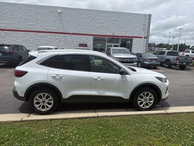 Used 2024 White Ford Active image 10