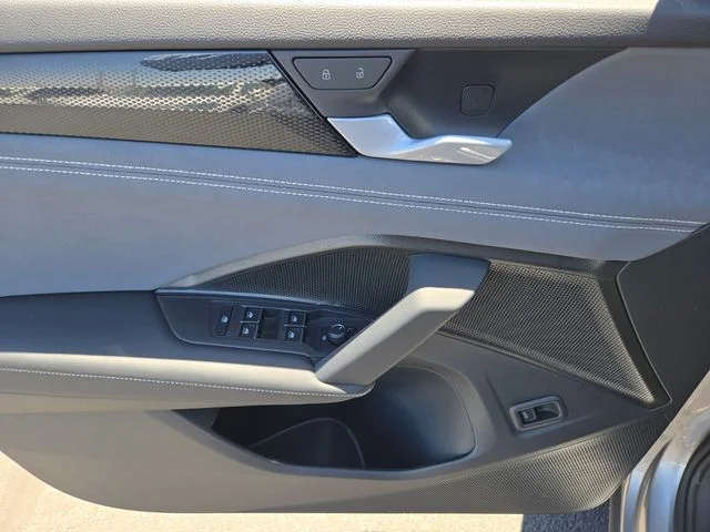 New 2026 Silver Volkswagen 2.0T SE image 10