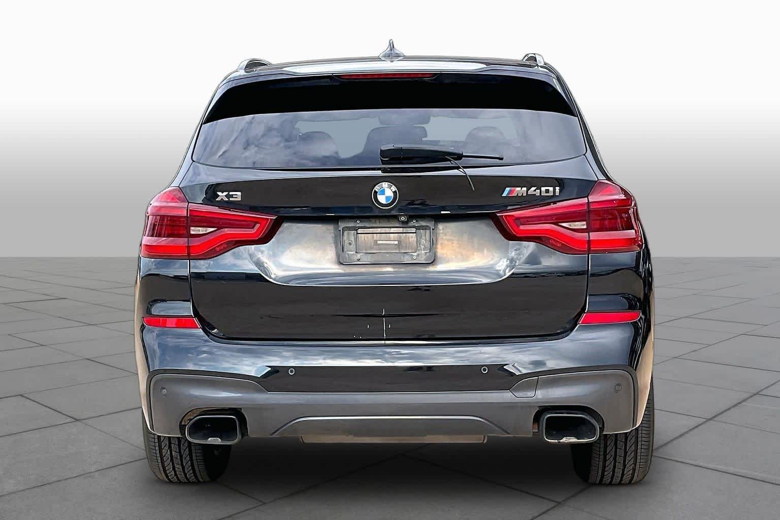 Used 2018 Black Sapphire Metallic BMW M40i image 6