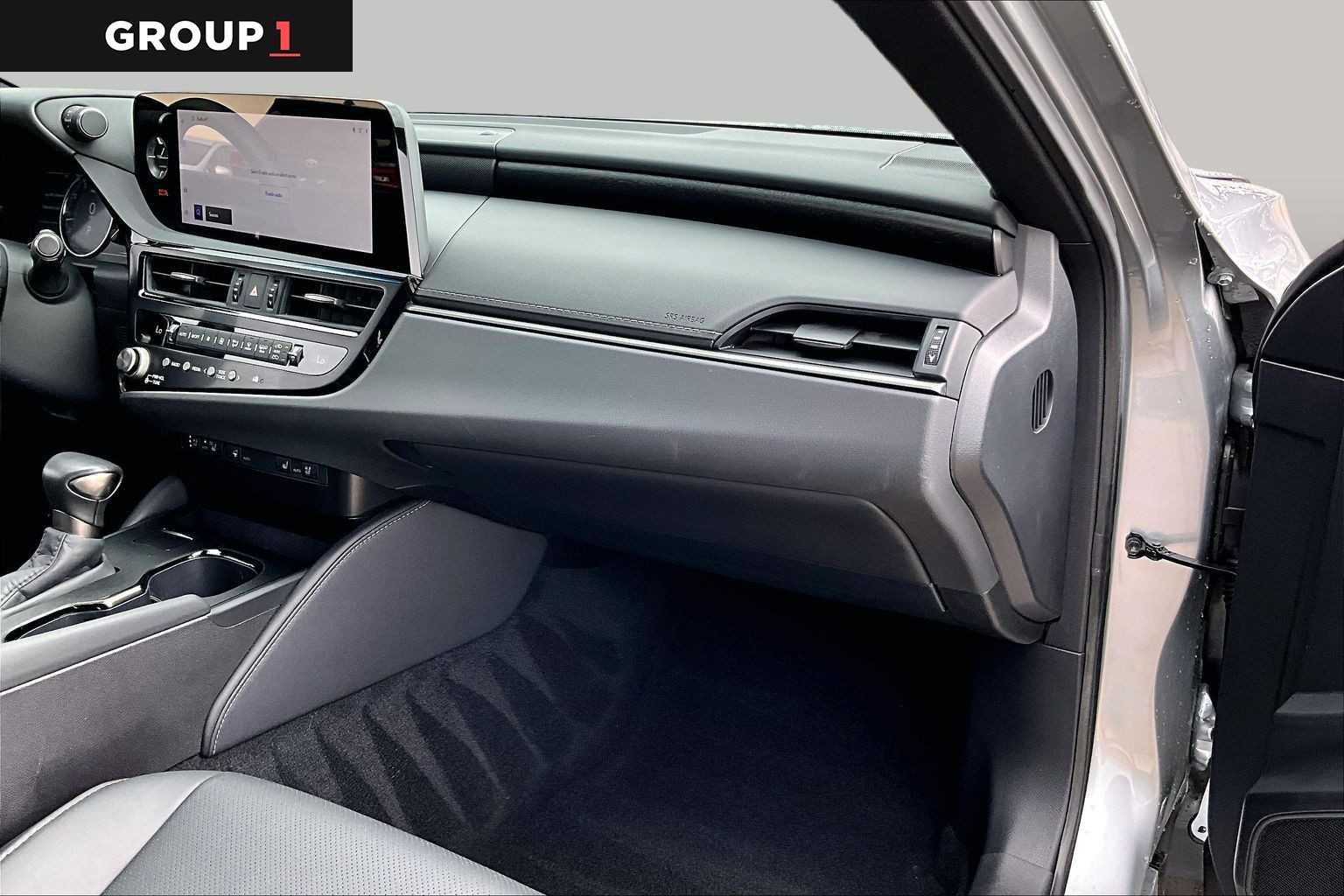 Used 2025 Iridium Lexus  image 16