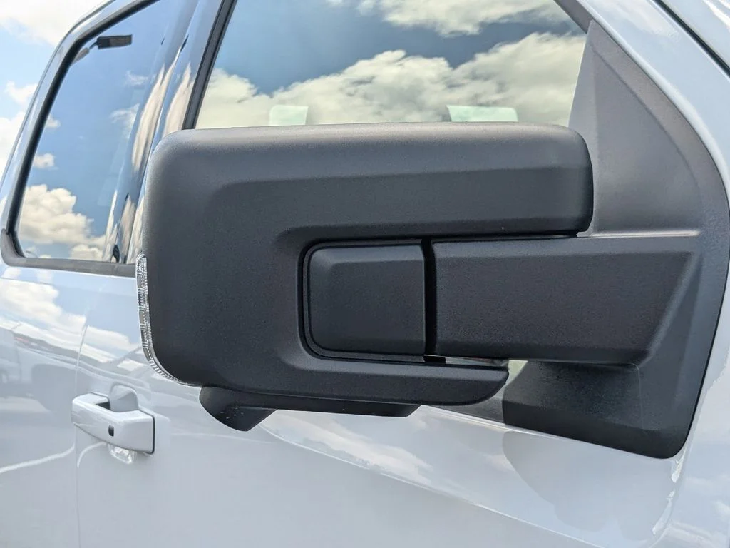 New 2026 Oxford White Ford Tremor image 11