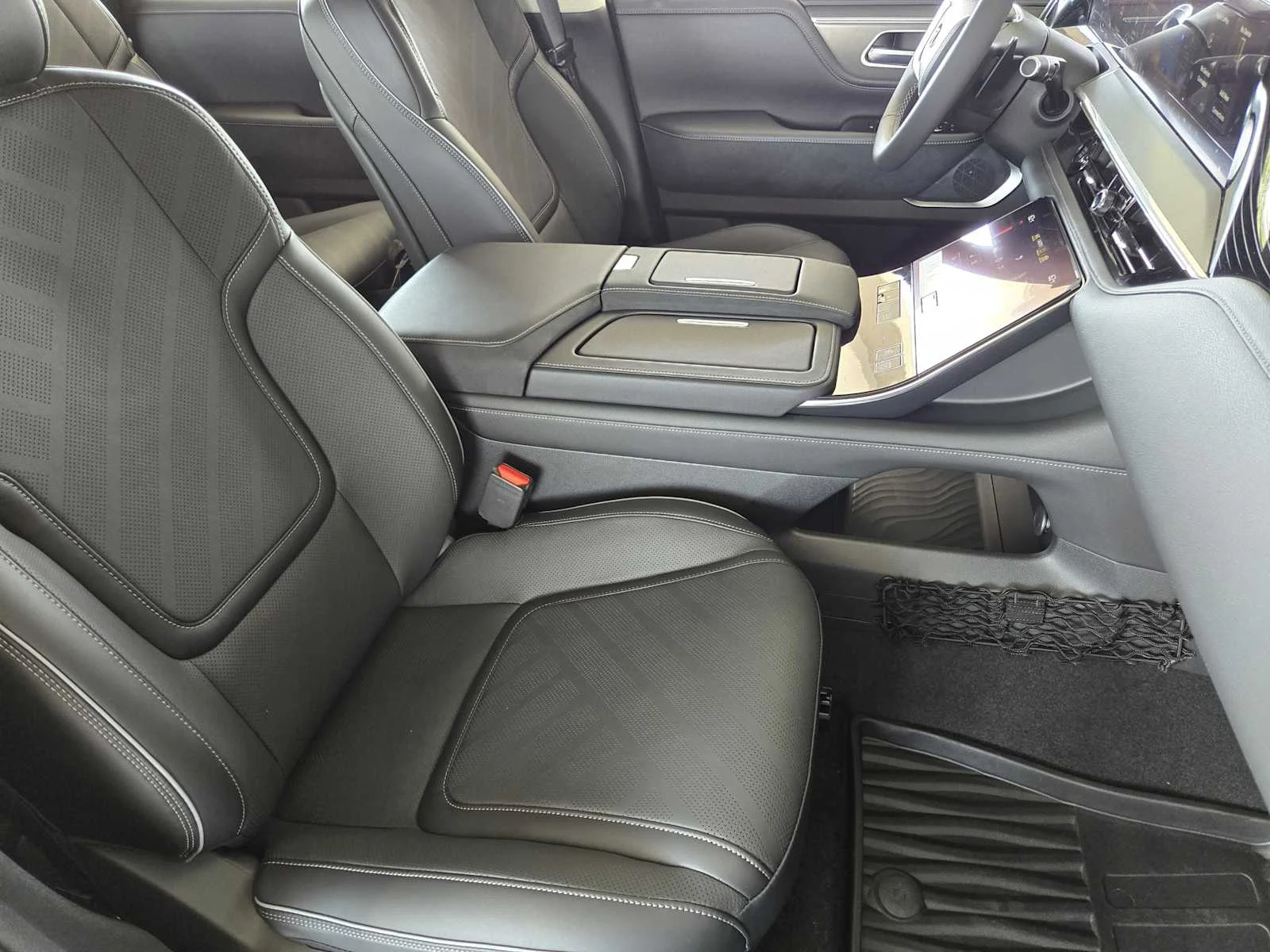 2026 INFINITI QX80 Luxe - Photo 7