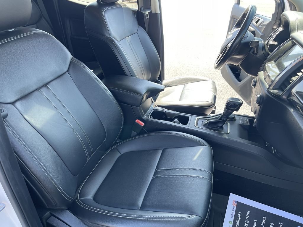 Used 2020 White Ford Lariat image 24