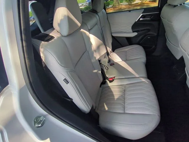 Used 2025 White Mitsubishi SEL image 37