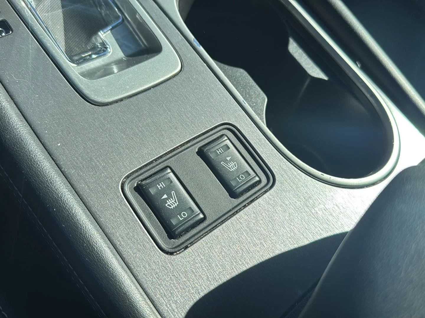 Used 2020 Pearl White Tricoat Nissan SL image 7