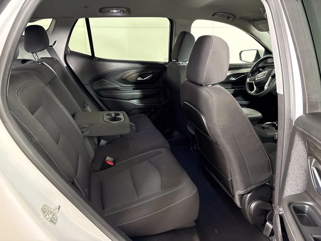 Used 2024 White GMC SLE image 18