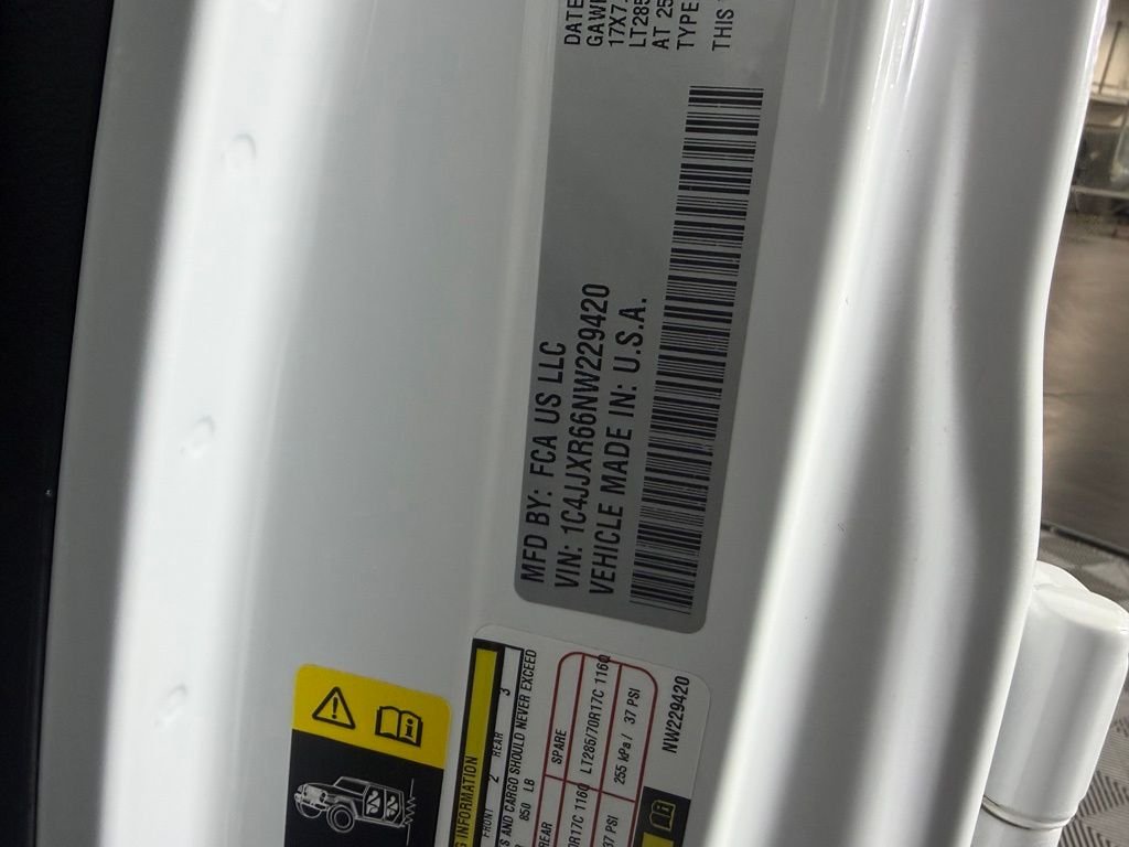 Used 2022 White Jeep Unlimited Rubicon 4xe image 21