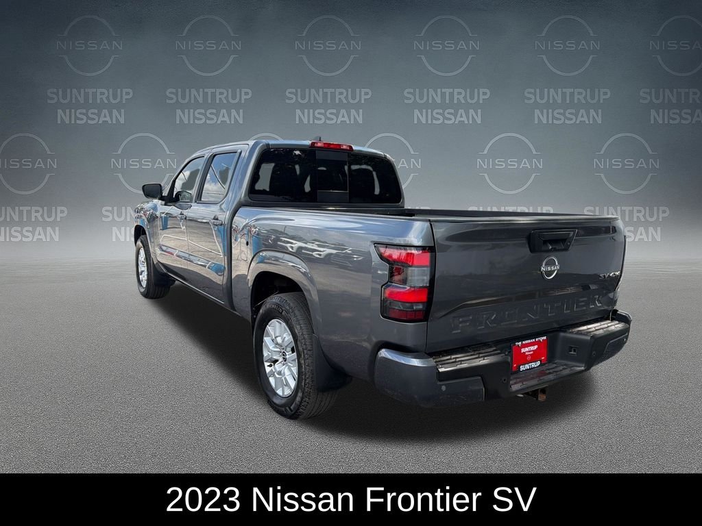 Used 2023 Gray Nissan SV image 3
