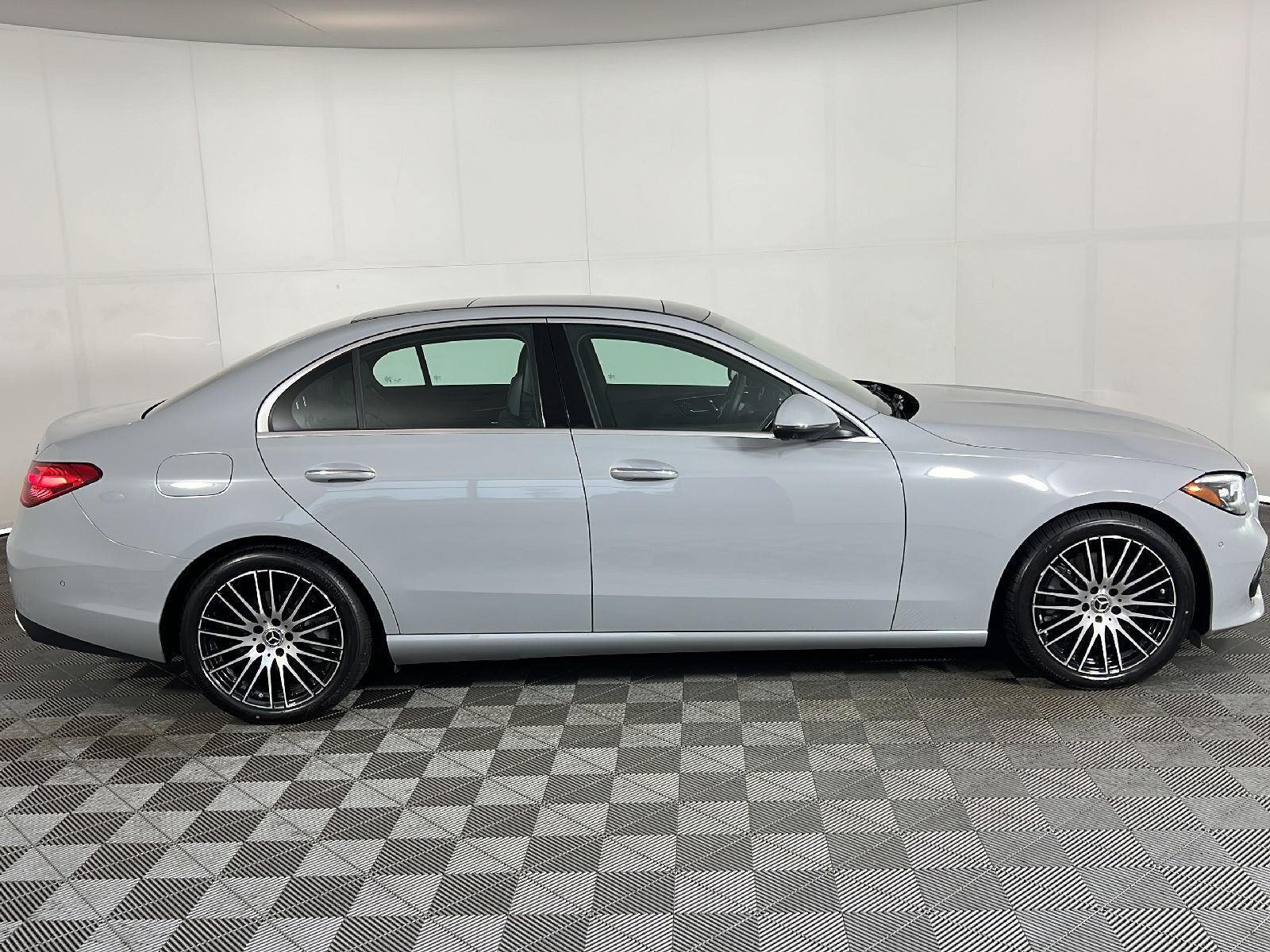Used 2026 MANUFAKTUR Alpine Grey Mercedes-Benz C 300 image 37