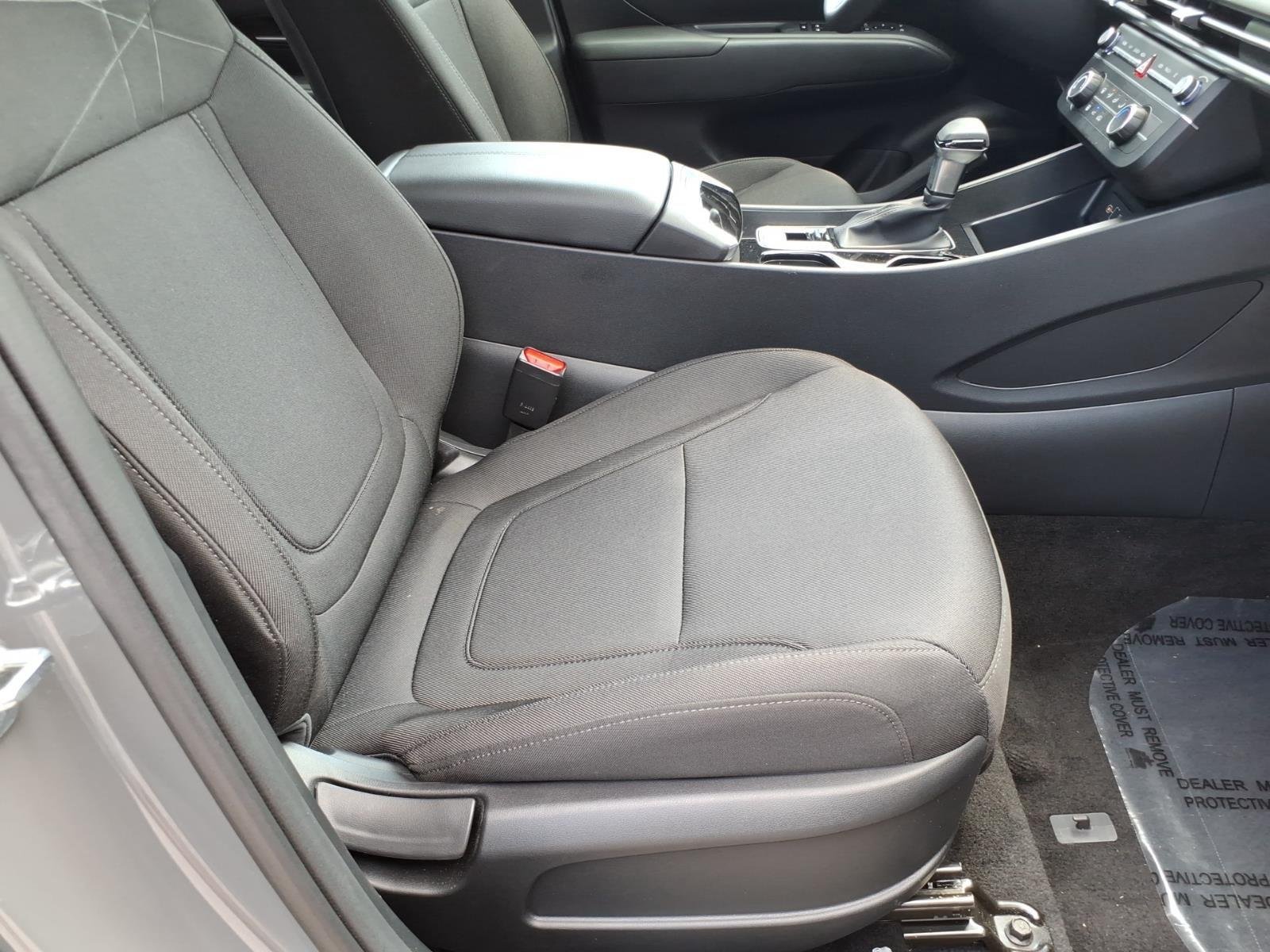 Used 2025 Hampton Gray Hyundai SE image 23