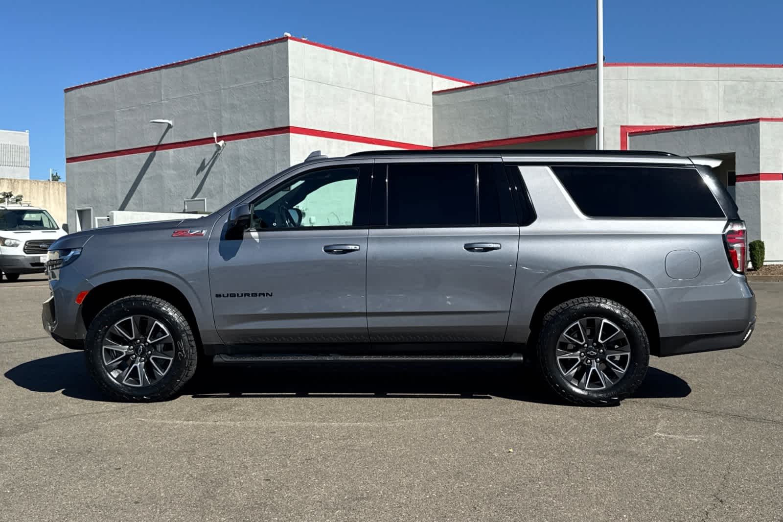 Used 2022 Satin Steel Metallic Chevrolet Z71 image 9