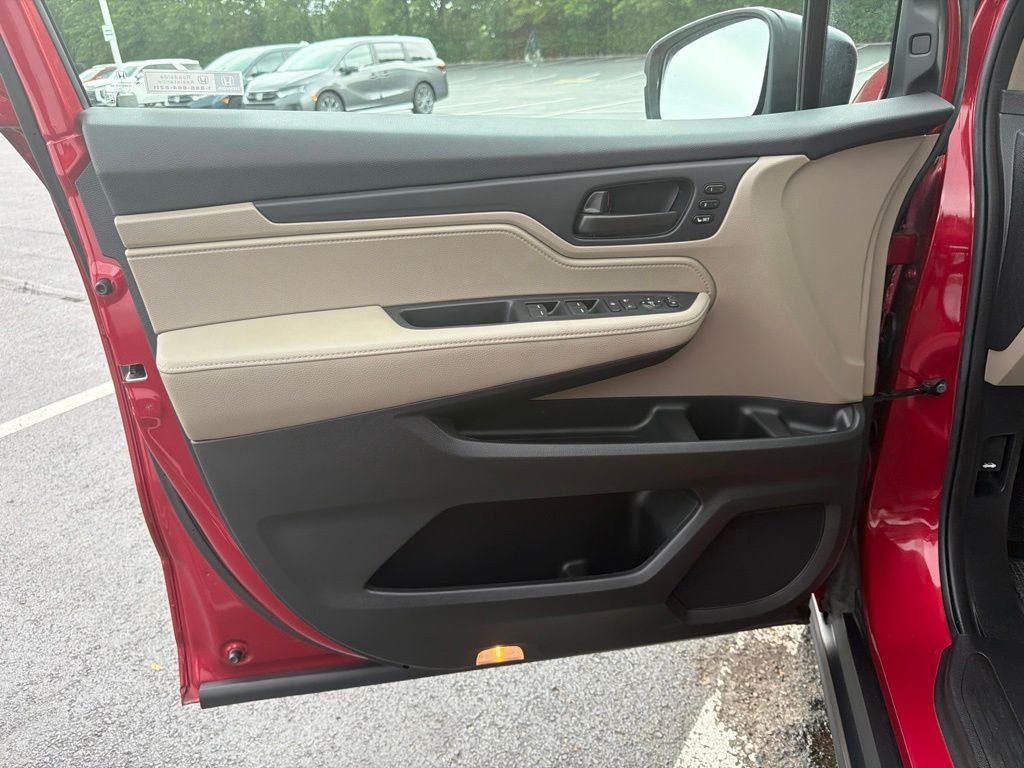 Certified Used 2023 Radiant Red Metallic II Honda EX-L image 19