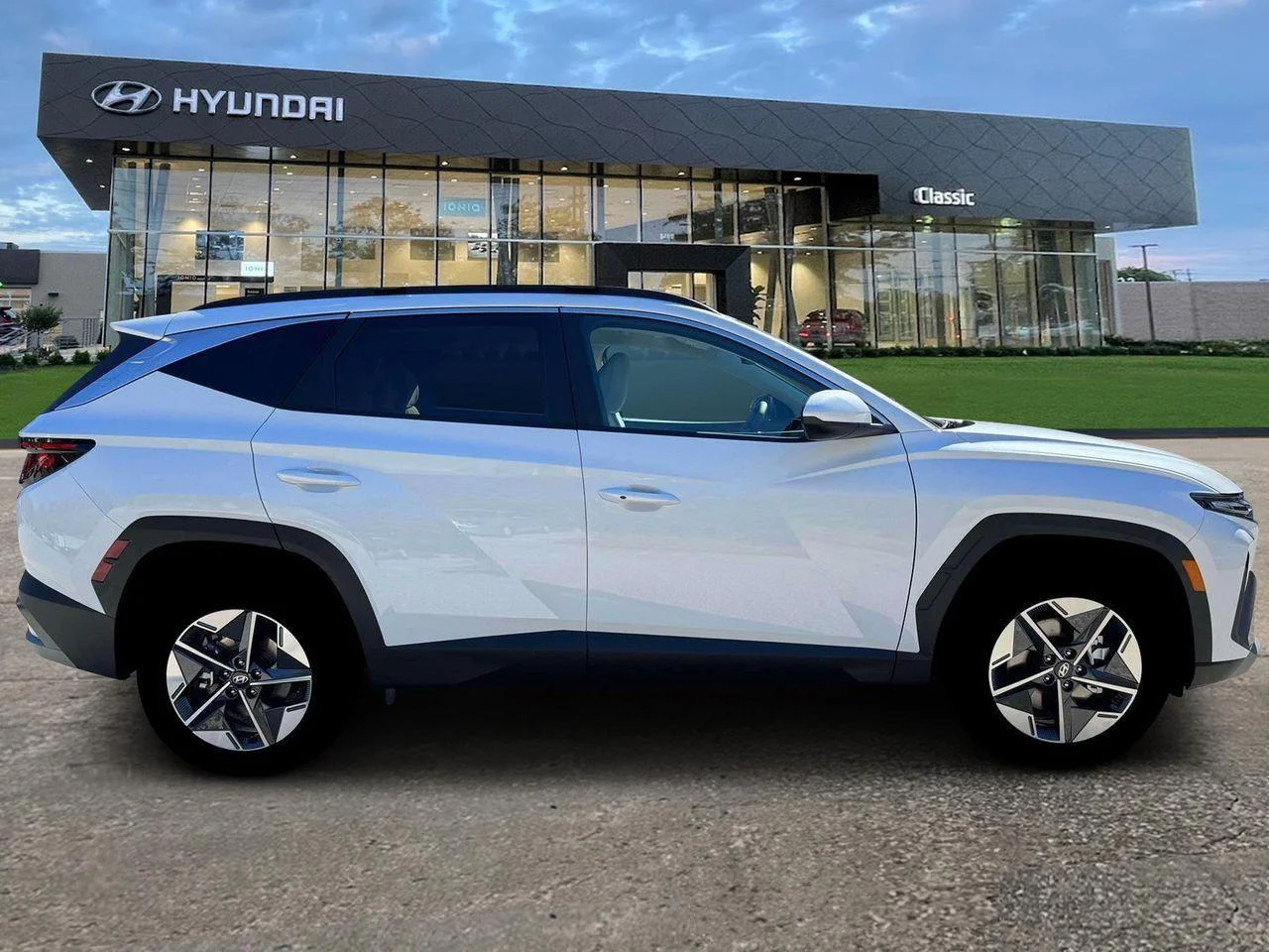 New 2026 Creamy White Pearl Hyundai SEL image 9