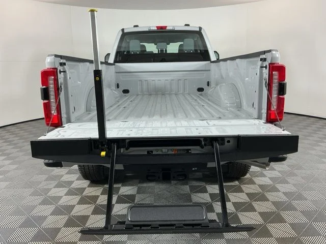 New 2026 Avalanche Ford XL image 8