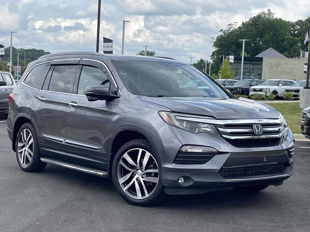 2016 Honda Pilot 2WD Touring's photo