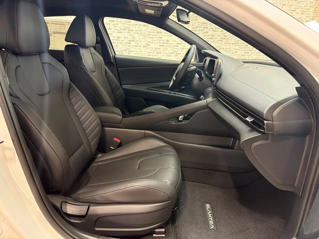 New 2026 Serenity White Hyundai SEL Sport image 10