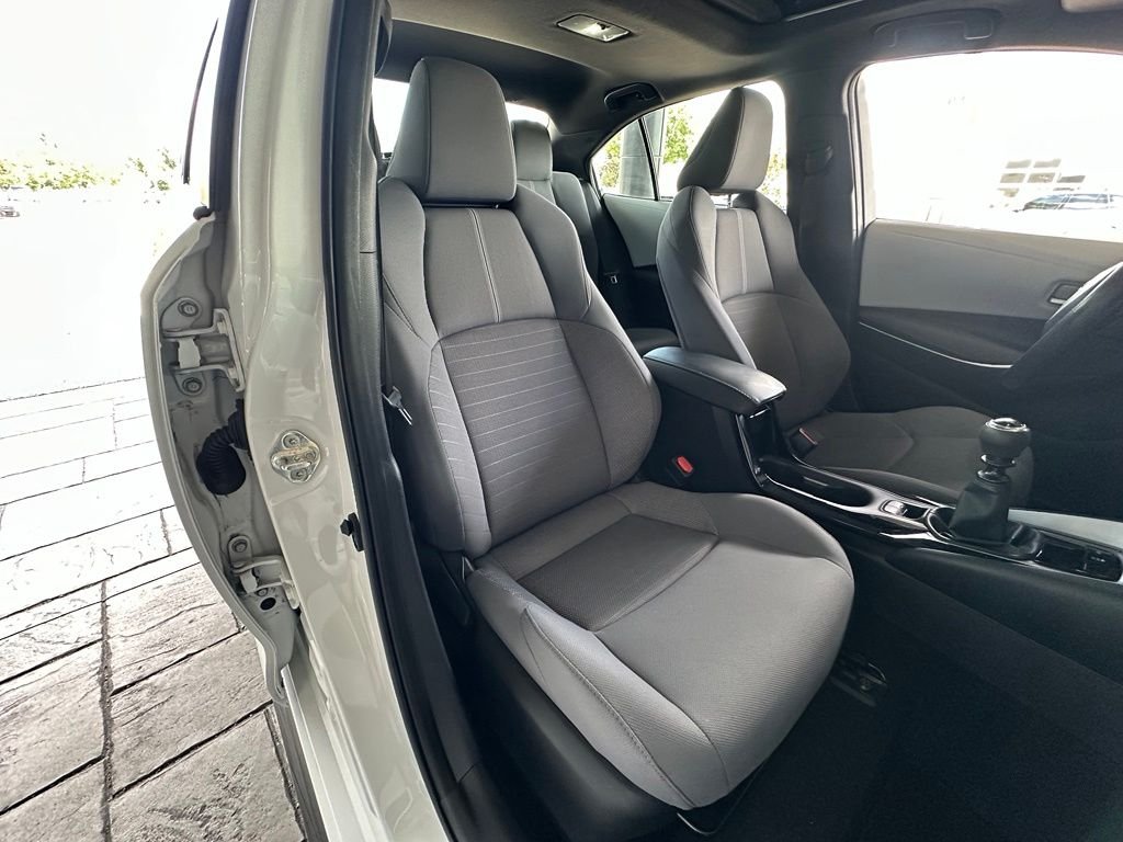 Used 2022 White Toyota SE image 26