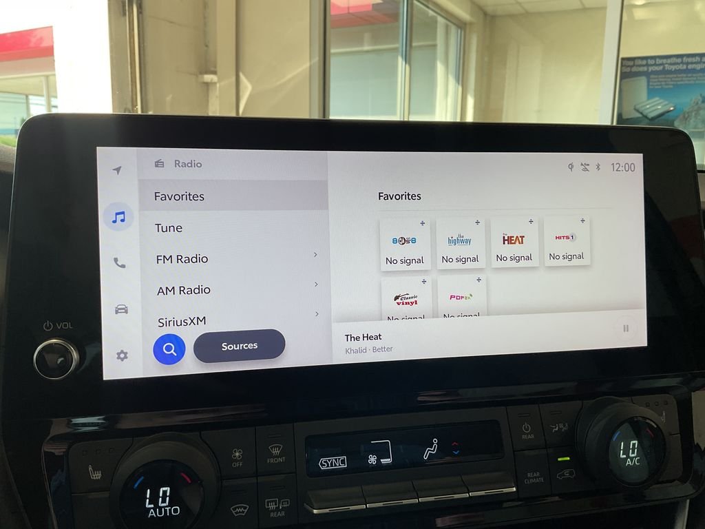 Used 2025 White Toyota XLE image 26