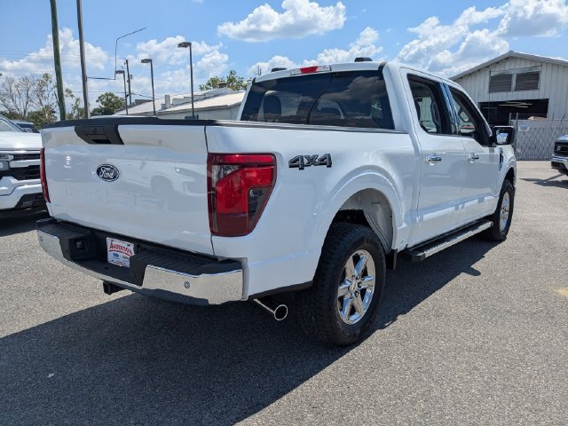Used 2025 Oxford White Ford XLT image 6