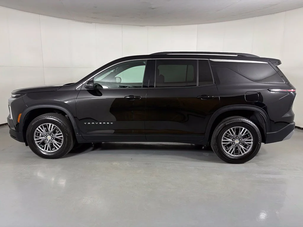 Used 2026 Black Chevrolet LT image 5