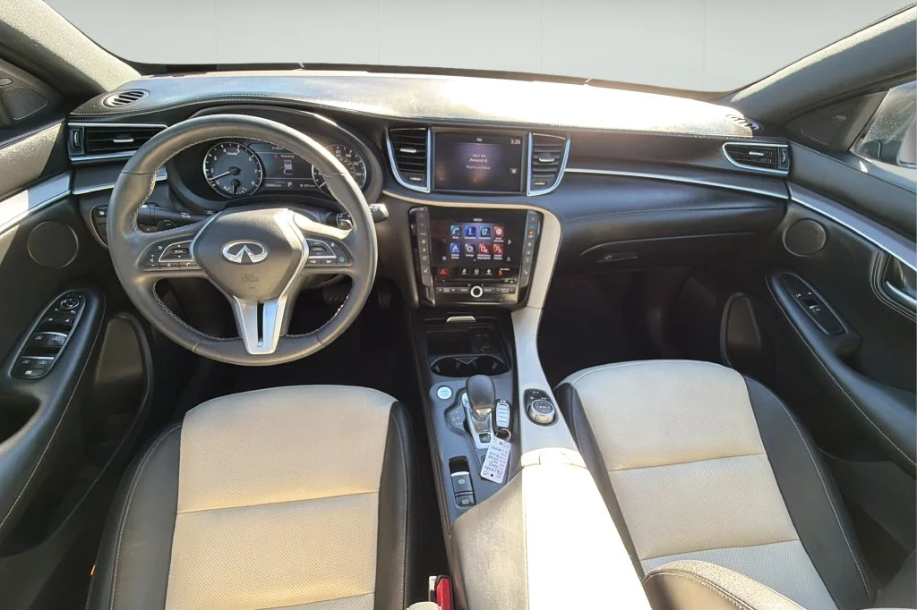 Used 2023 Blue INFINITI LUXE image 19