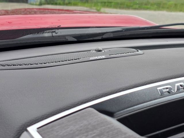 New 2026 Molten Red Pearl-Coat Exterior Paint RAM Laramie image 39
